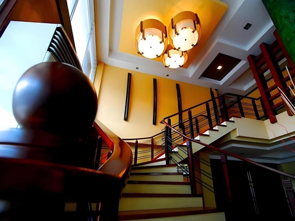 Mo2 Westown Hotel San Juan Bacolod Buitenkant foto