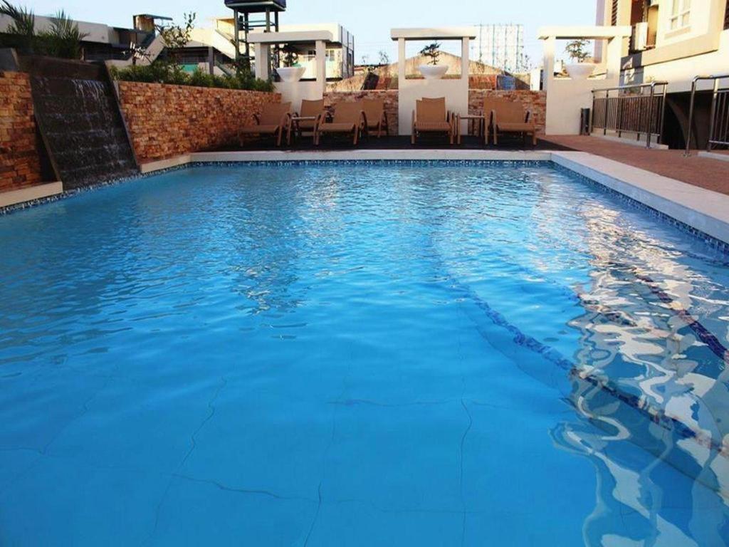 Mo2 Westown Hotel San Juan Bacolod Buitenkant foto